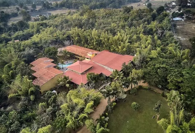 Hotelli Welcomheritage Jungle Home