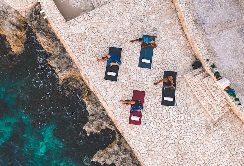 Ocean Cliff Hotel Negril Limited