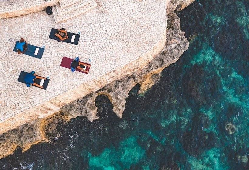 Ocean Cliff Hotel Negril Limited