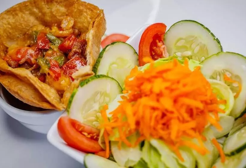 Ocean Cliff Hotel Negril Limited