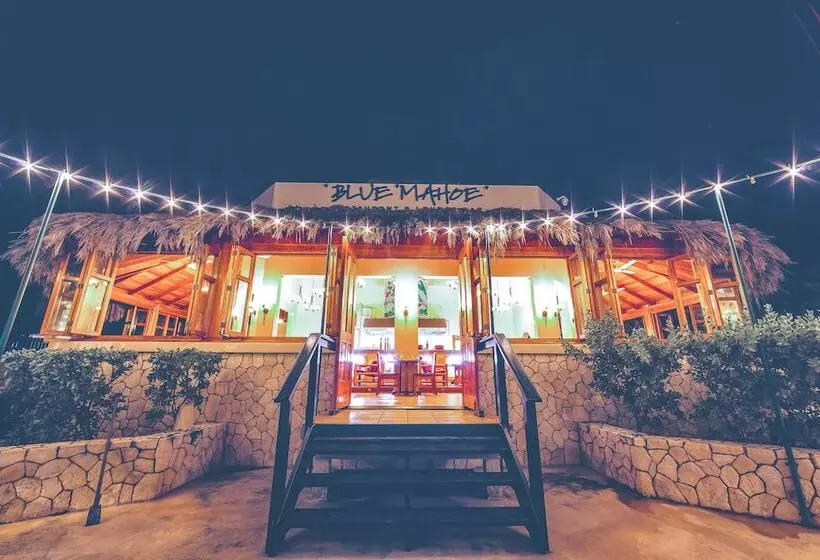 Ocean Cliff Hotel Negril Limited