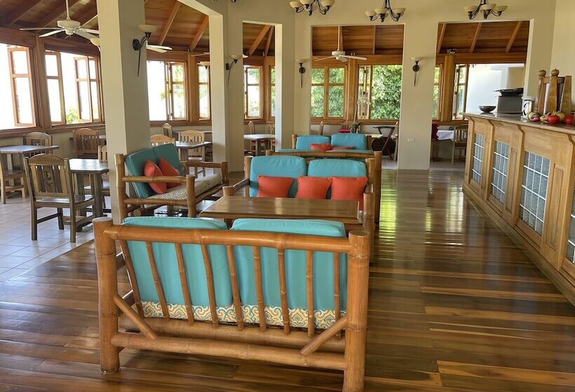 Ocean Cliff Hotel Negril Limited