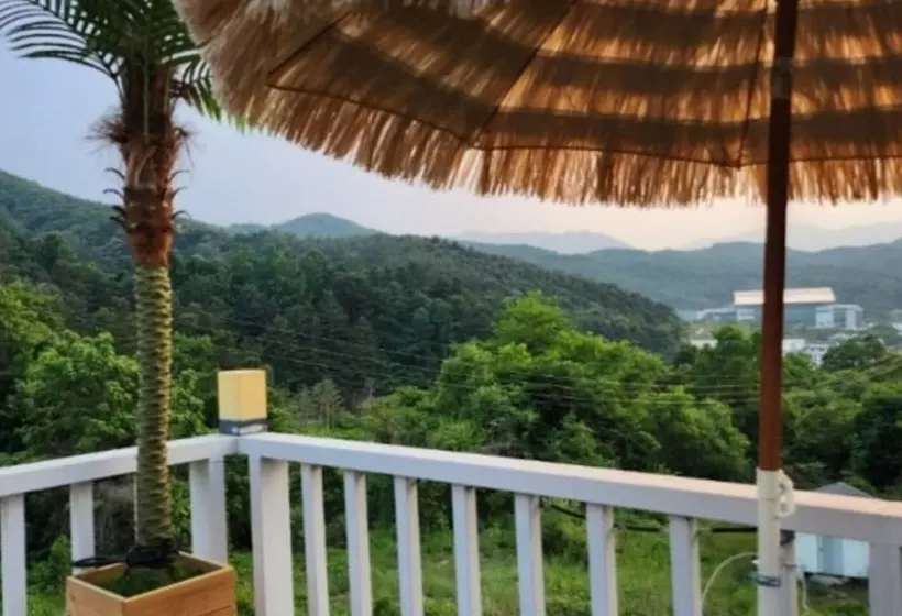 ペンション Gapyeong Bluel Pool Villa
