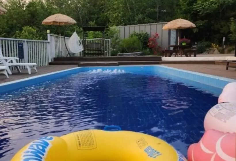 ペンション Gapyeong Bluel Pool Villa