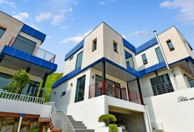 פנסיון Gapyeong Bluel Pool Villa