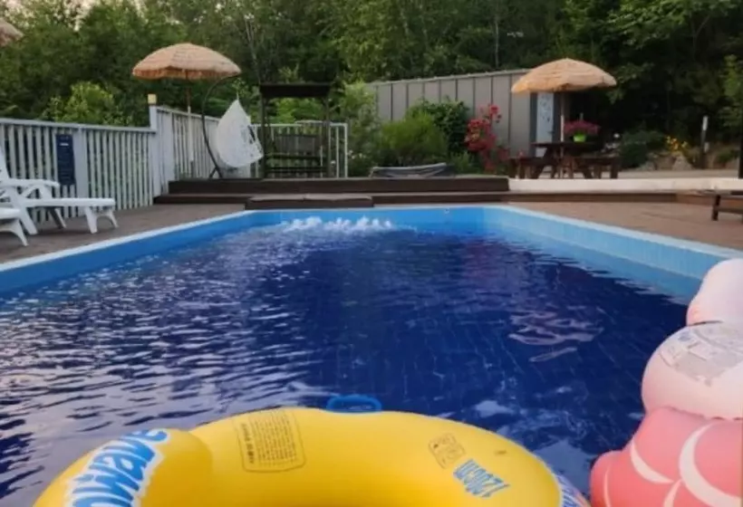 ペンション Gapyeong Bluel Pool Villa