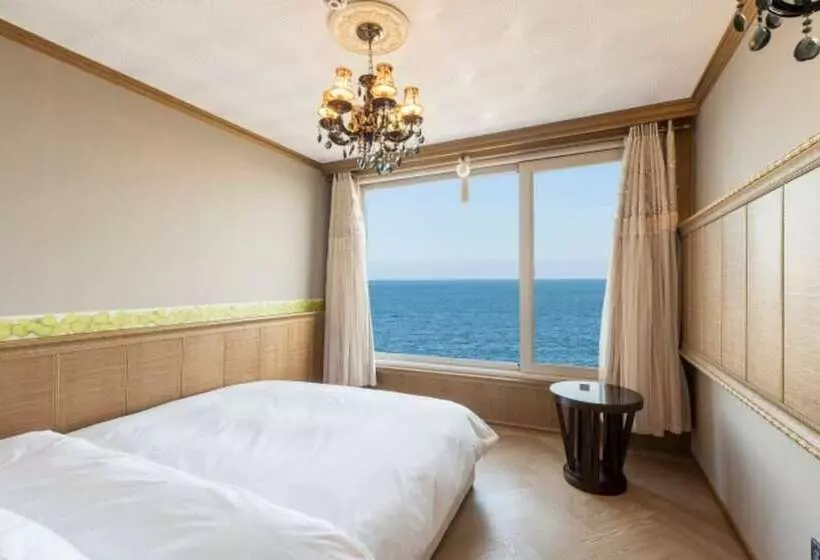 ペンション Gyeongju Blue 21 Pool Villa