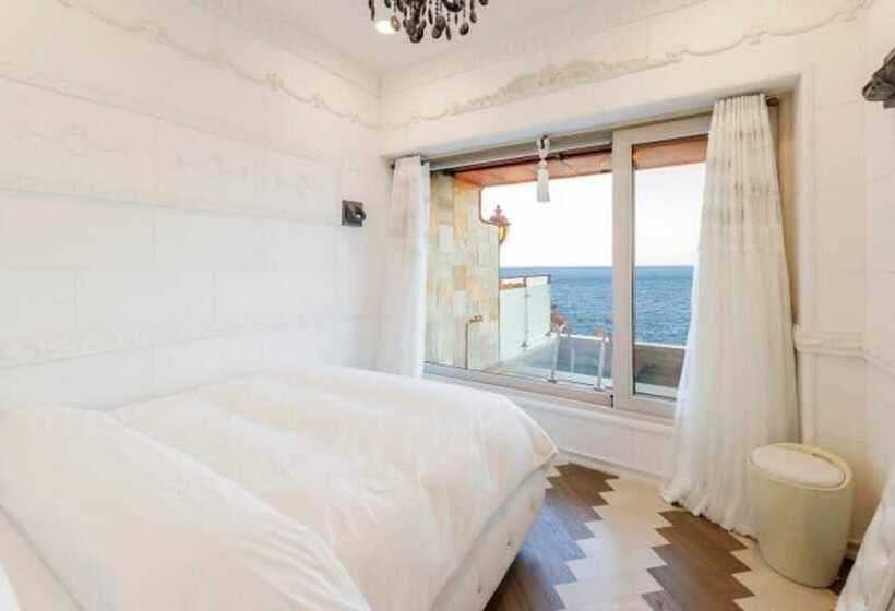 펜션 Gyeongju Blue 21 Pool Villa