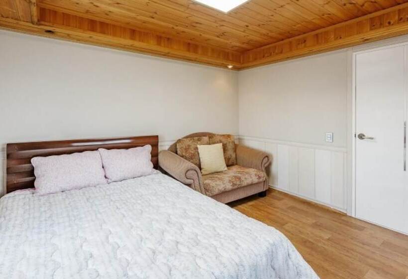 펜션 Gyeongju Blue 21 Pool Villa