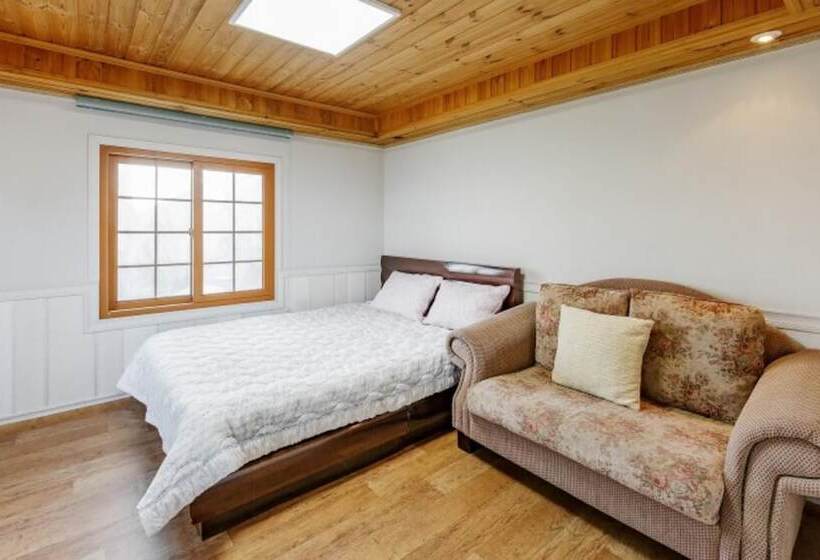 펜션 Gyeongju Blue 21 Pool Villa