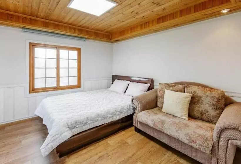 ペンション Gyeongju Blue 21 Pool Villa