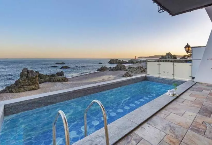 ペンション Gyeongju Blue 21 Pool Villa