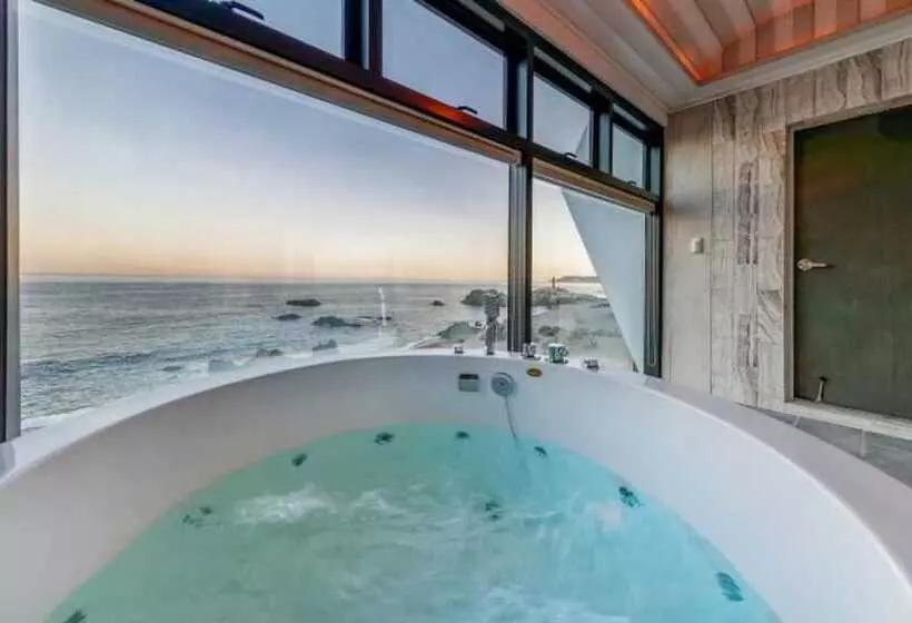 ペンション Gyeongju Blue 21 Pool Villa