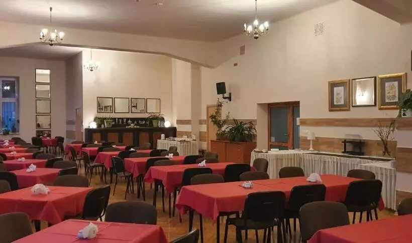 Majatalo Nauczycielskie Centrum