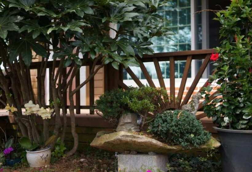 Taean Aloenara Pension