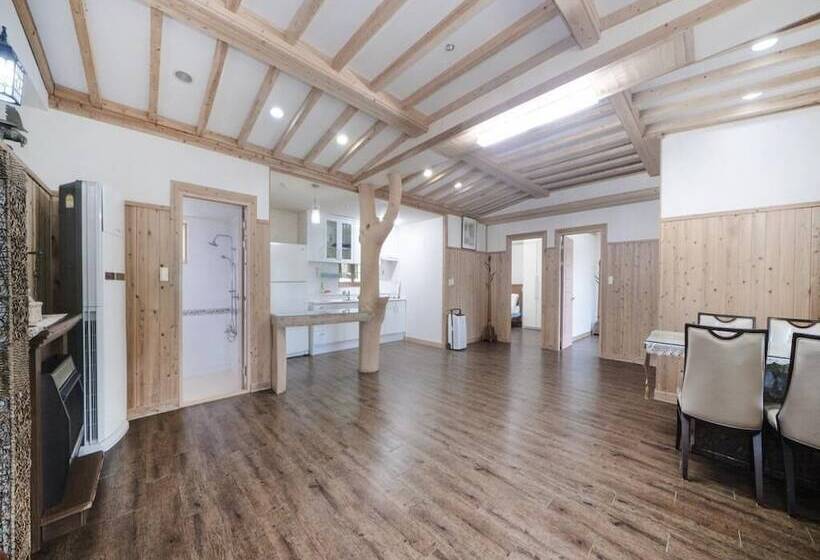 Taean Seip Clover Pension