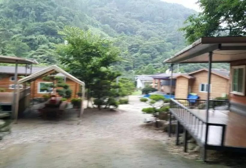 Wanju Haneurarae Cheotjip Pension