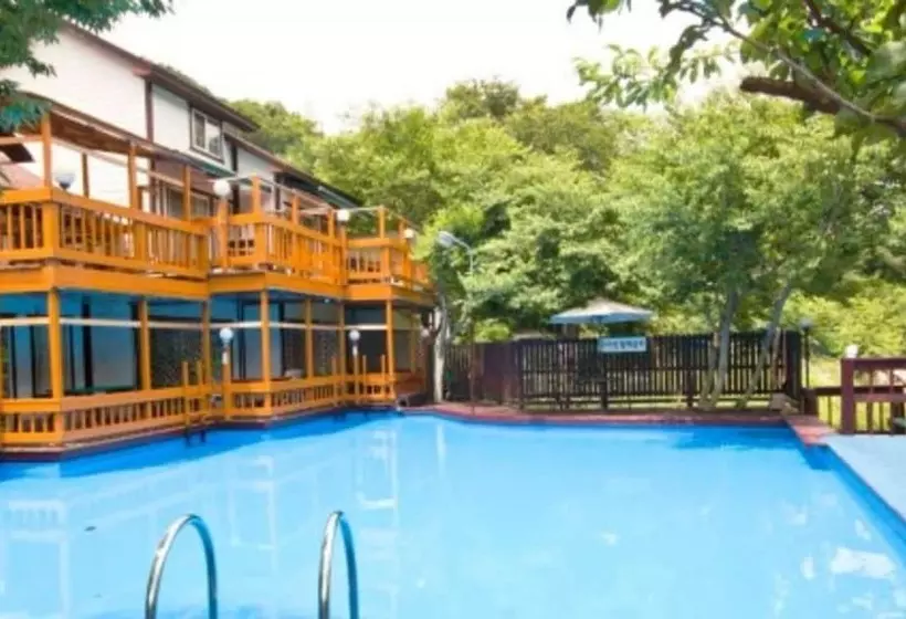 Yangsan  Evergreen Pension