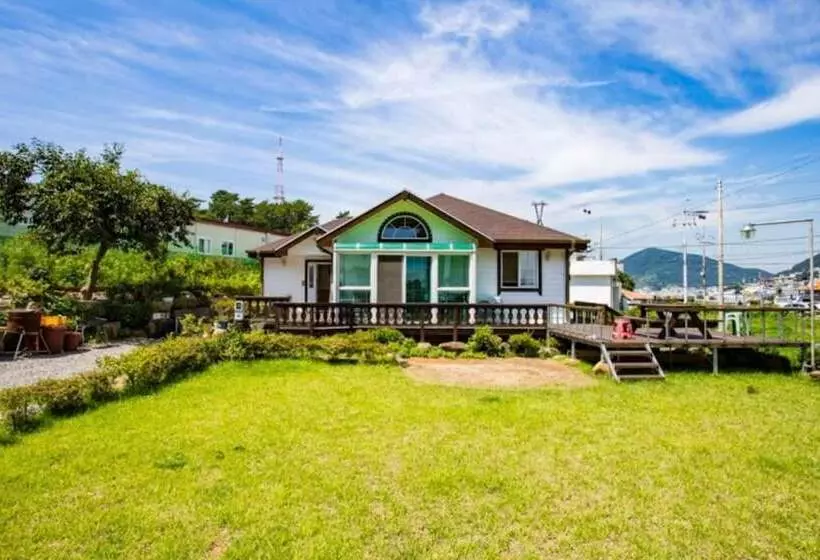 Yeosu Daeun Pension