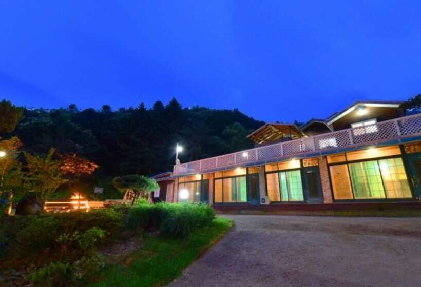Chuncheon Aisan Tennis Pension
