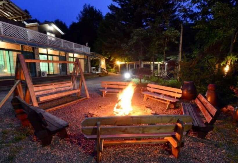 Chuncheon Aisan Tennis Pension