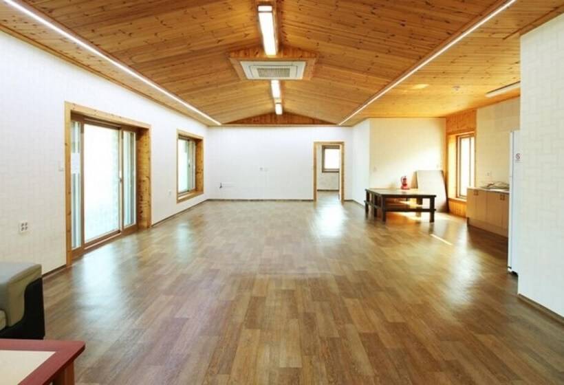 Chuncheon River Rail Pension