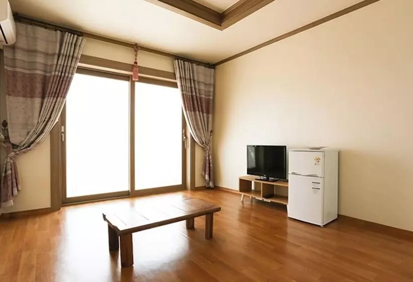 Daebudo Hyu Pension