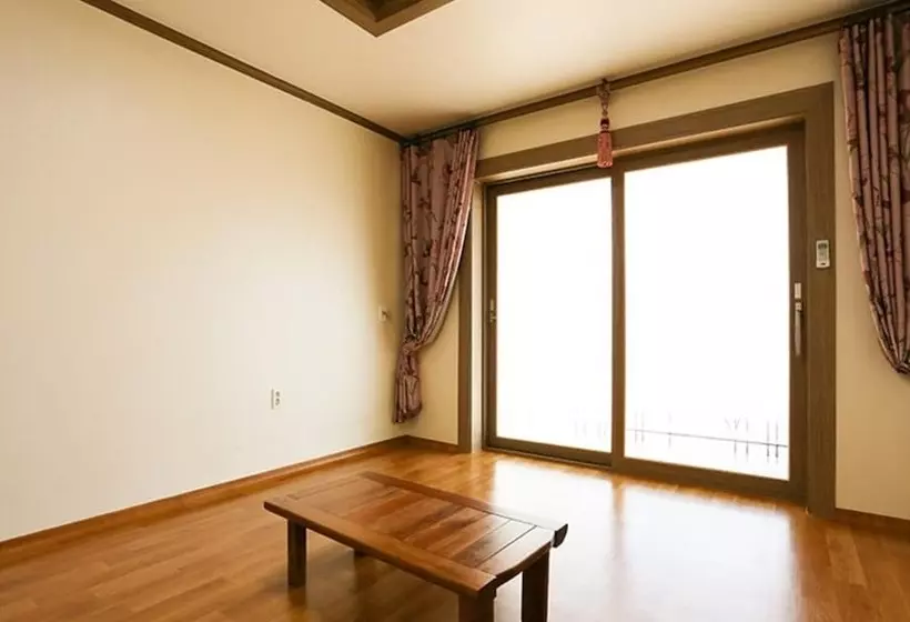 Daebudo Hyu Pension