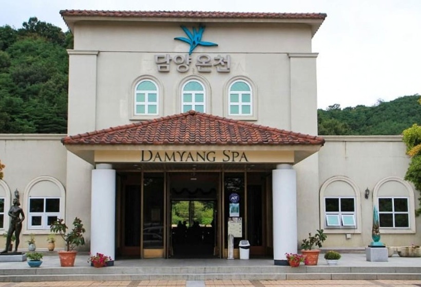 Damyang Daesupyeohaeng Pension
