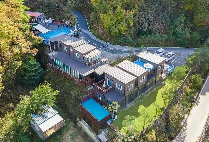 Majatalo Gapyeong Myeonyeokgongbang Private Villa