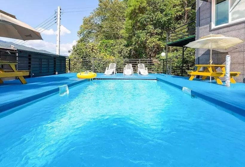 Majatalo Gapyeong Myeonyeokgongbang Private Villa