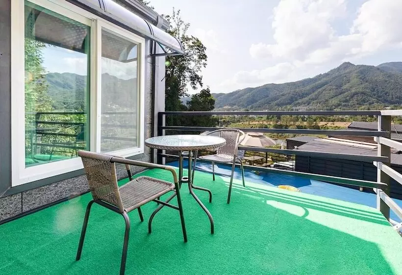 Majatalo Gapyeong Myeonyeokgongbang Private Villa