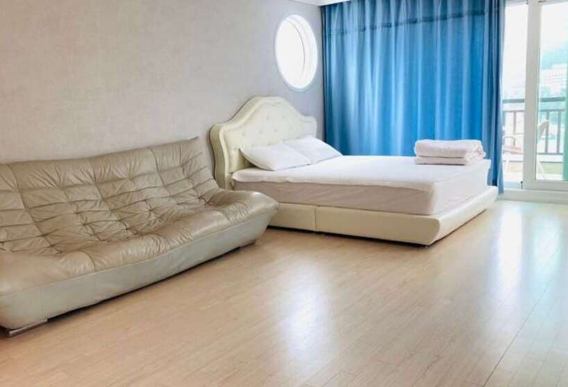 Geoje Peaceful Pension