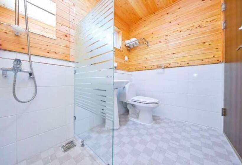 Geojedo Daehyang Pension