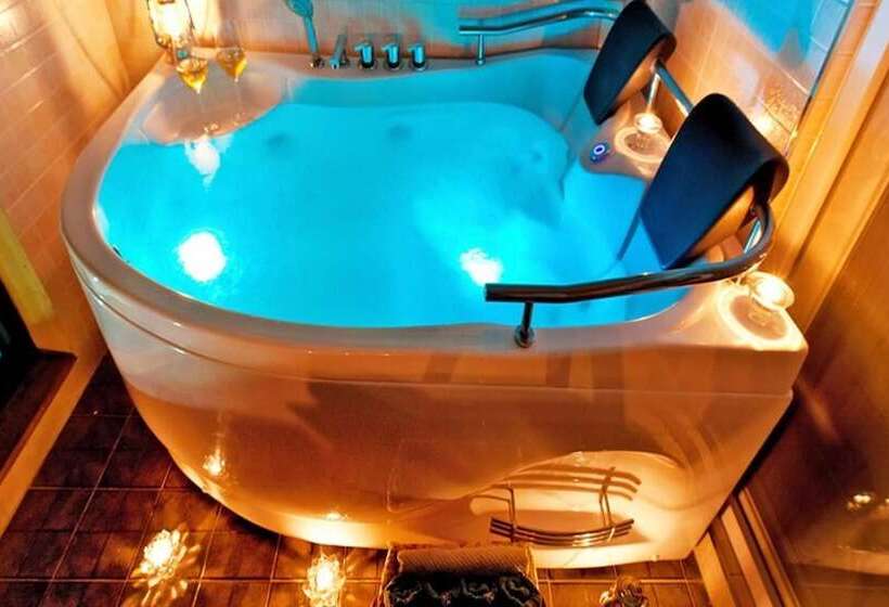 Geojedo Yujahyanggi Pension