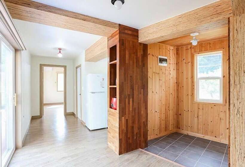 Gongju Hayan Pension