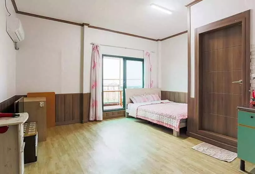 Goseong Hanwori Pension