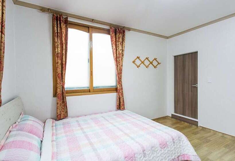 Goseong Hanwori Pension