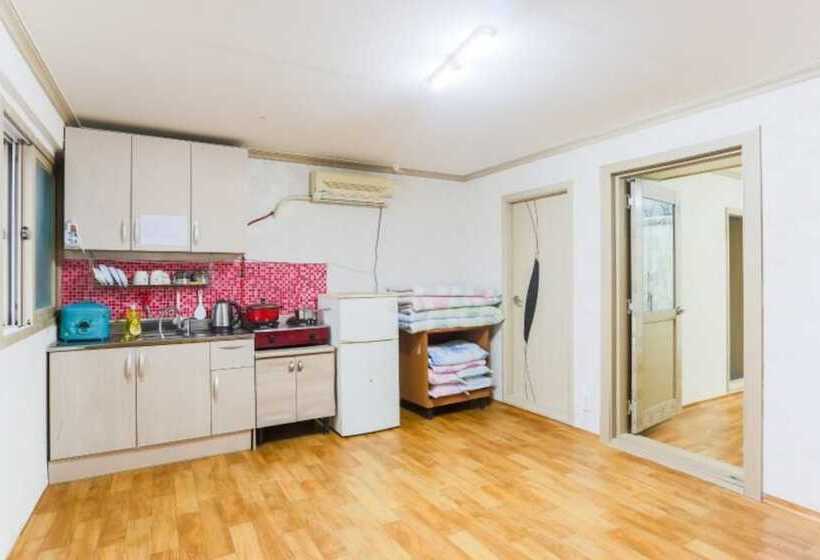 Goseong Hanwori Pension