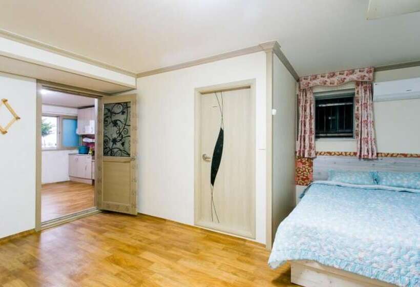 Goseong Hanwori Pension