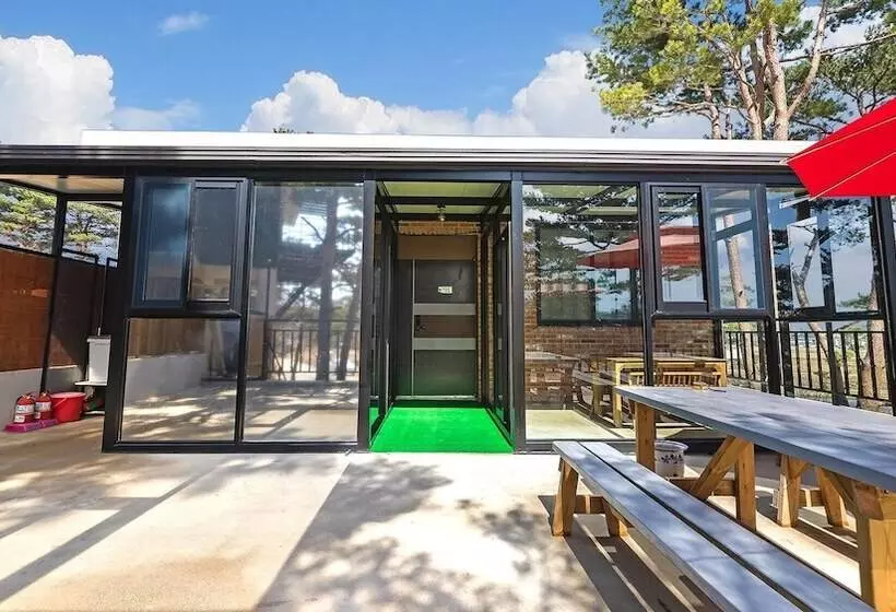 Goseong Pinetree Pension