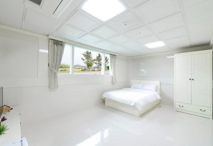 בית מלון כפרי Samcheok Yonghwa