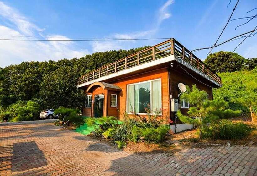Jecheon Hosu Pension