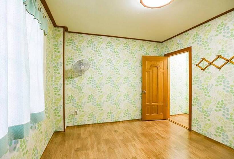 Jecheon Hosu Pension