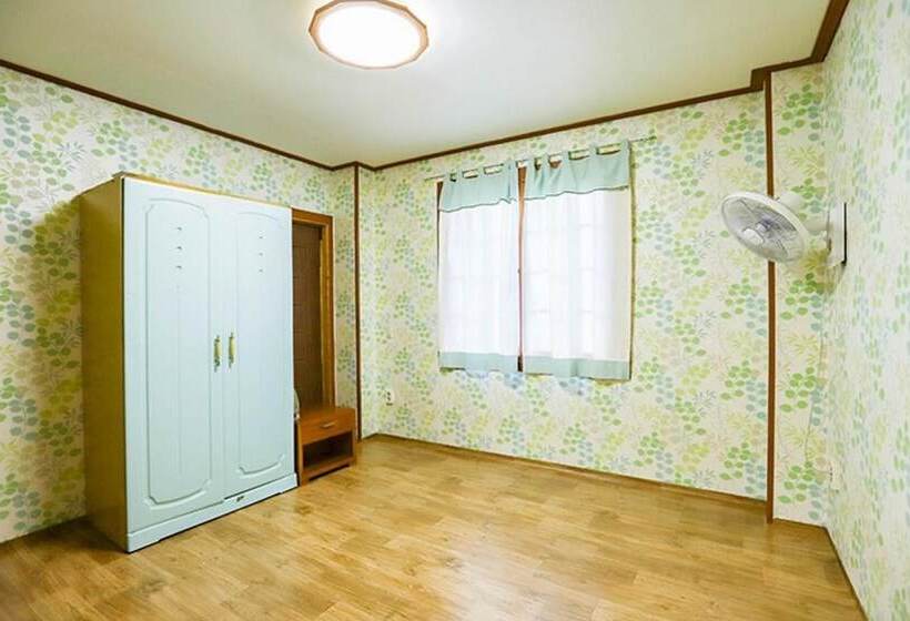 Jecheon Hosu Pension