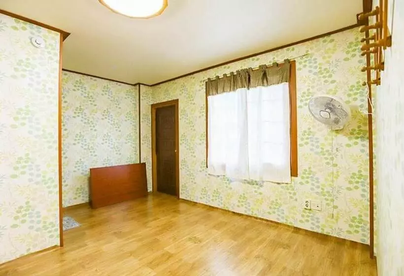 Jecheon Hosu Pension