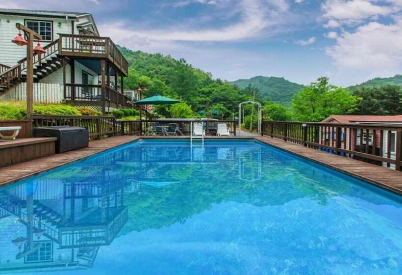 Jincheon Happy House Pension