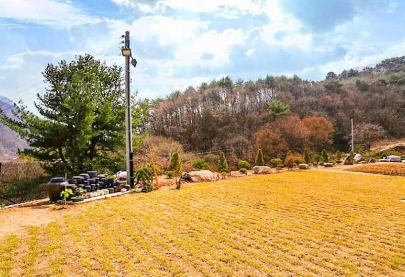 Muju Solhyanggi Pension