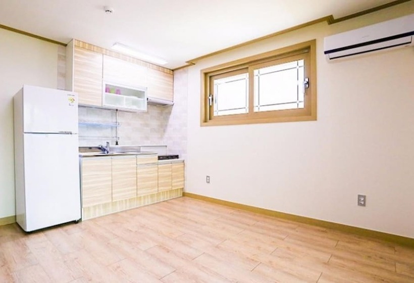 Muju Solhyanggi Pension