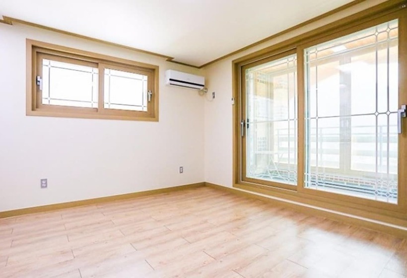 Muju Solhyanggi Pension